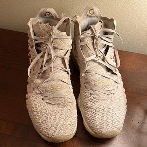 Nike LeBron XVII PRM 17 Win/Win Harlem Fashion Row Desert Sand CT3466-001